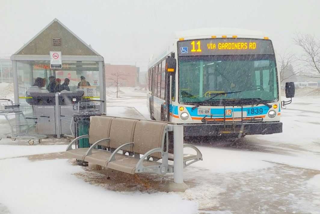 Snowy day for Kingston Transit bus #1839